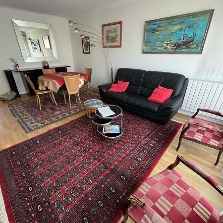 Appartement T4 Avec Parking, Balcon Et Proche Commerces A Biarritz - Fr-1-239-921 Buitenkant foto