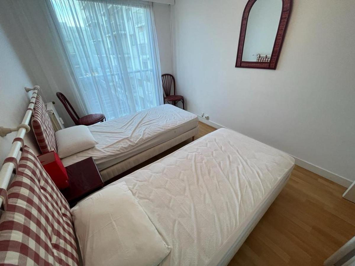 Appartement T4 Avec Parking, Balcon Et Proche Commerces A Biarritz - Fr-1-239-921 Buitenkant foto